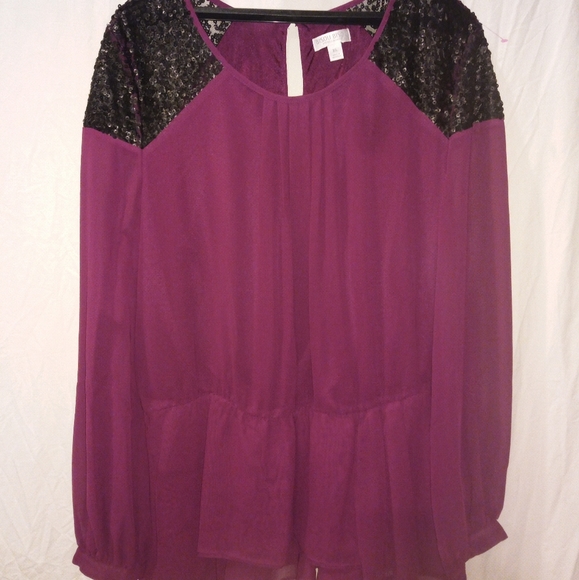 Bisou Bisou Tops - Biscu Biscu woman's plum blouse.. size 1x